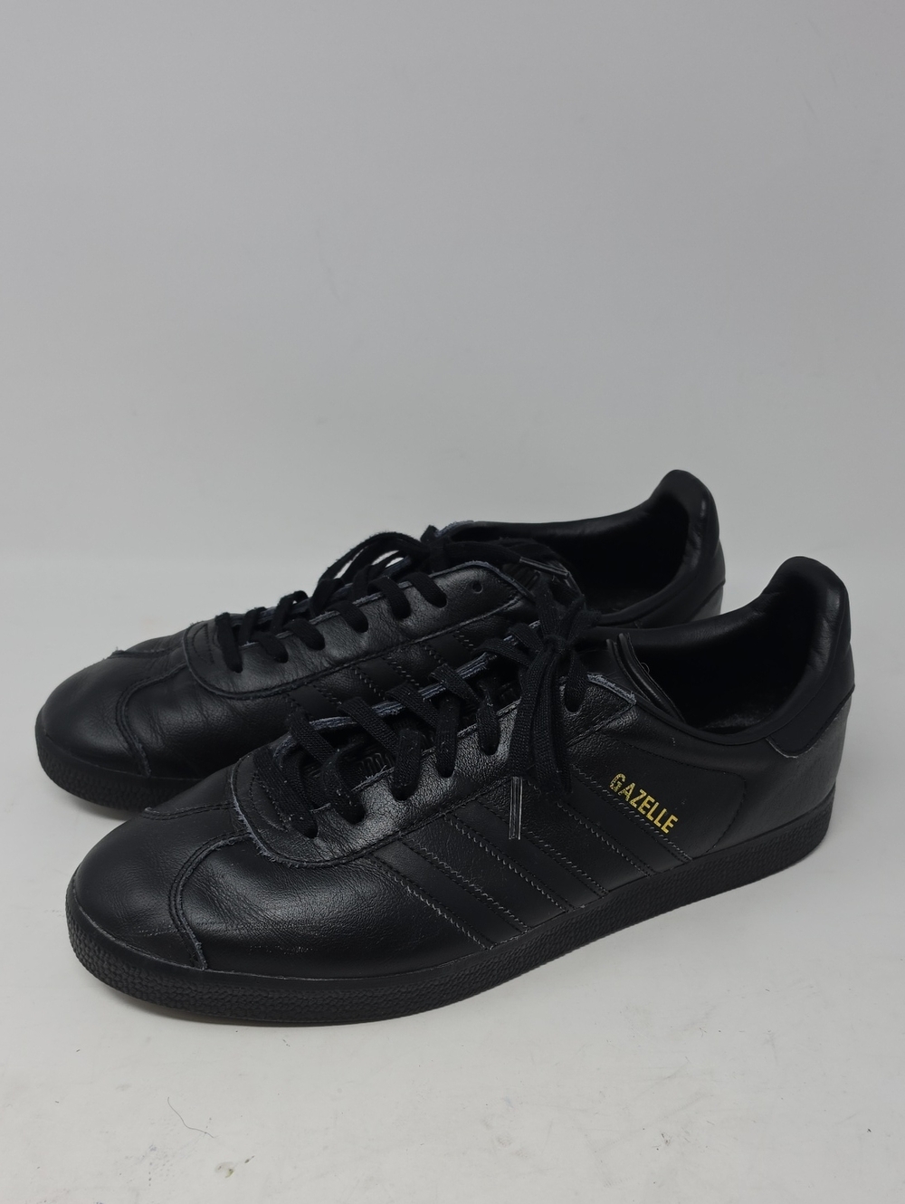 adidas Gazelle Men's Black Leather Sneakers with Gold Logo Size 10